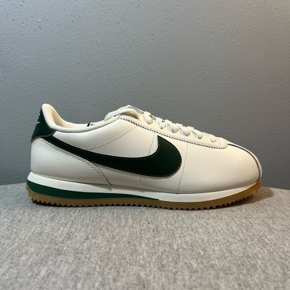 Nike Cortez Sail Gum Fir Green Sneaker Women's Size 9 DN1791-110 - Picture 1 of 11